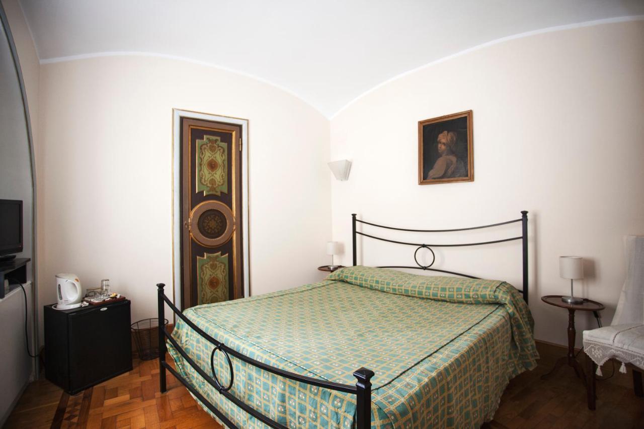 Martina House Rom